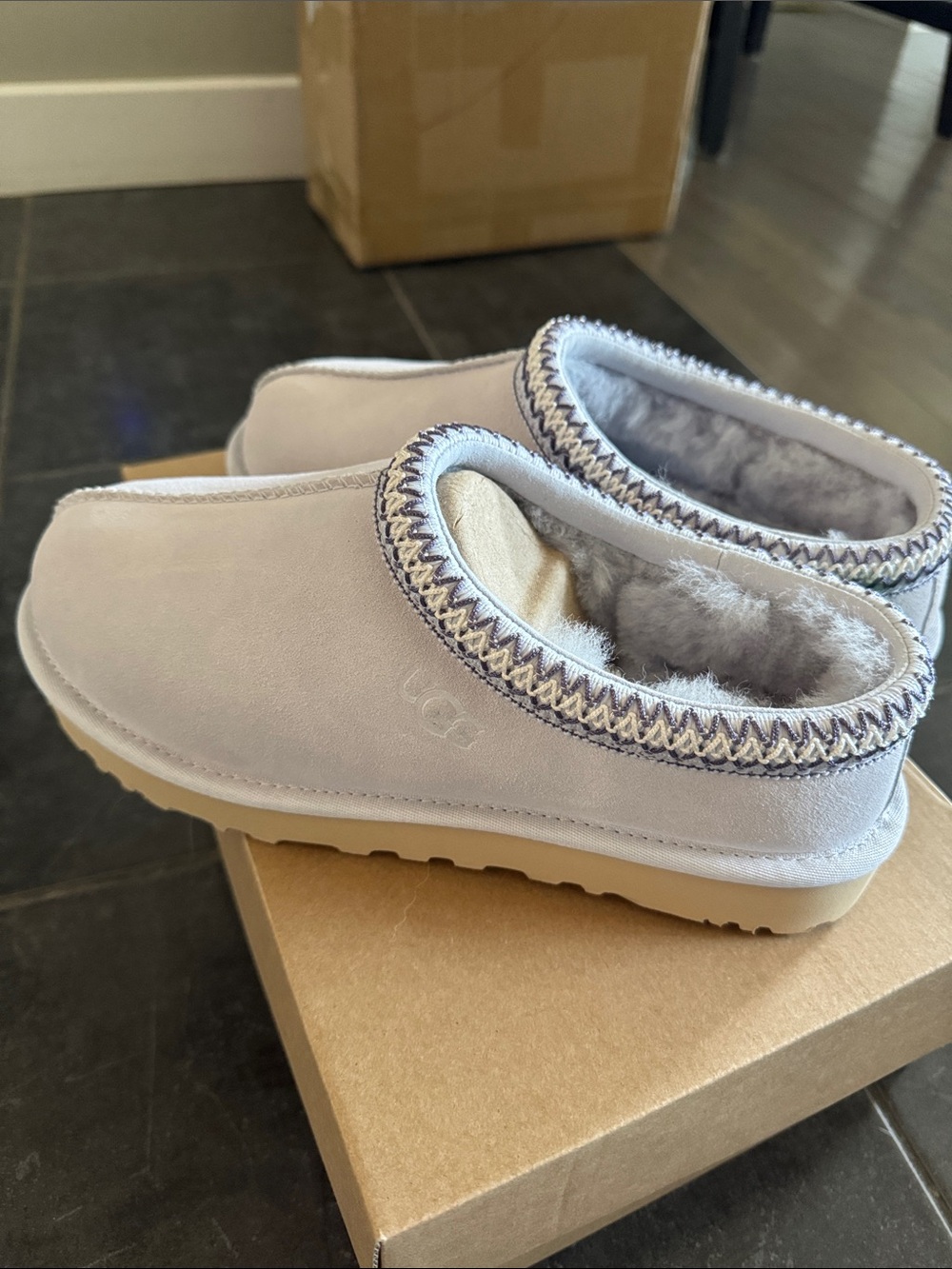 Brand New UGG Women's Tasman in Light Blue with Tan Sole - Picture 8 of 10